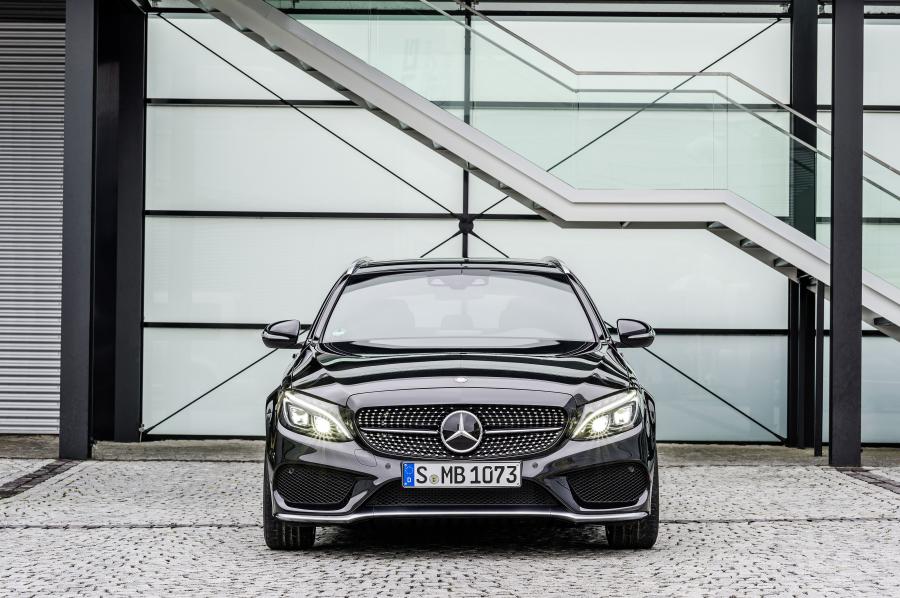  Mercedes-Benz C450 AMG Sport Estate 2015 года  (фото 8 из 27)